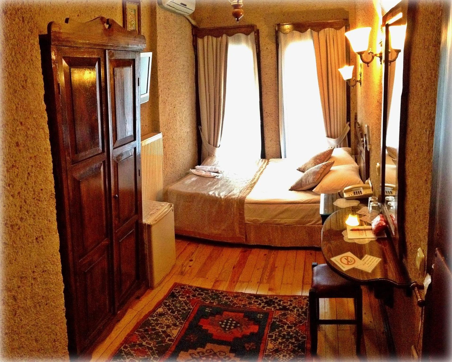 Naz Wooden House Inn Istanbul Exteriör bild